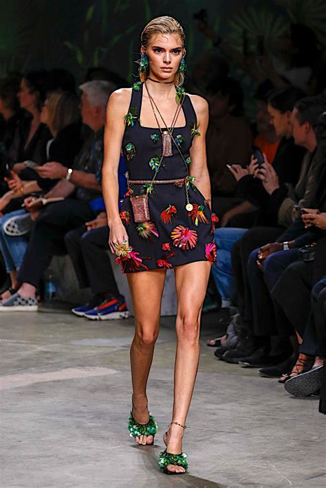 milan spring summer 2020 versace ss 20 womenswear